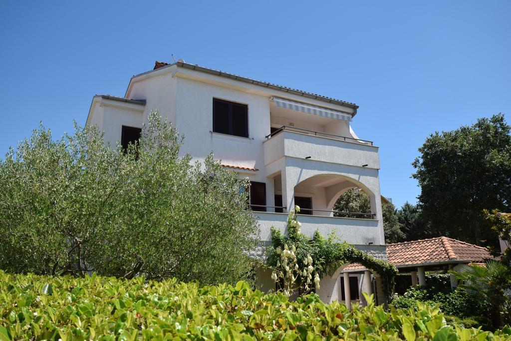 Apartments Drago Malinska Exterior foto