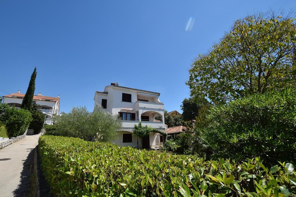 Apartments Drago Malinska Exterior foto